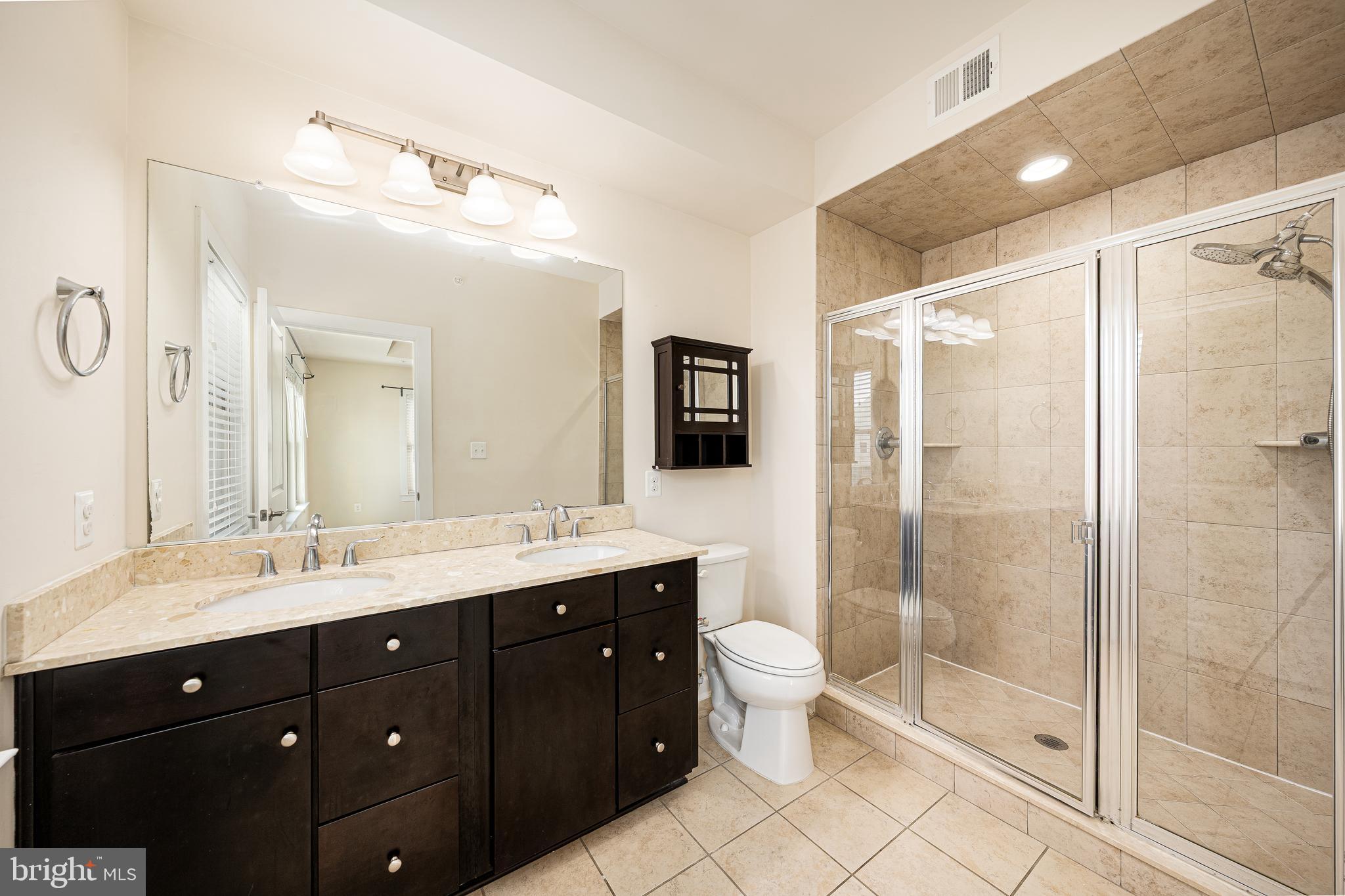 VILLAGES OF URBANA - Residential Lease