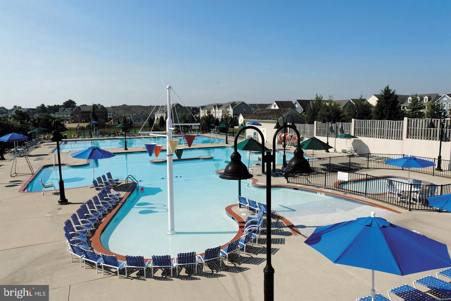 VILLAGES OF URBANA - Residential Lease