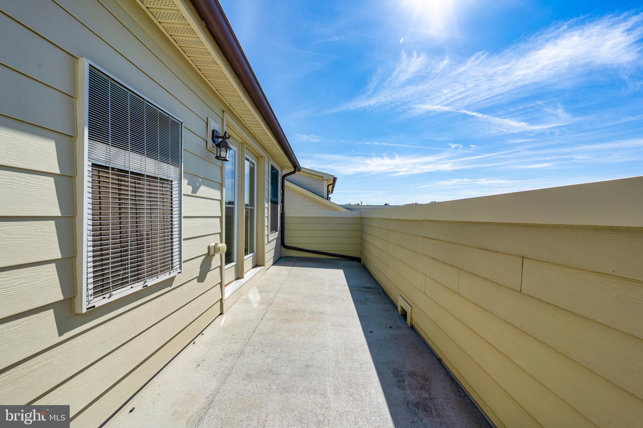 VILLAGES OF URBANA - Residential Lease