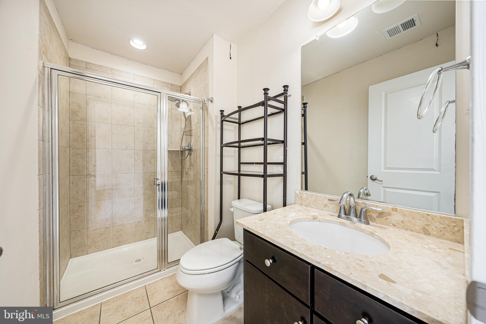 VILLAGES OF URBANA - Residential Lease