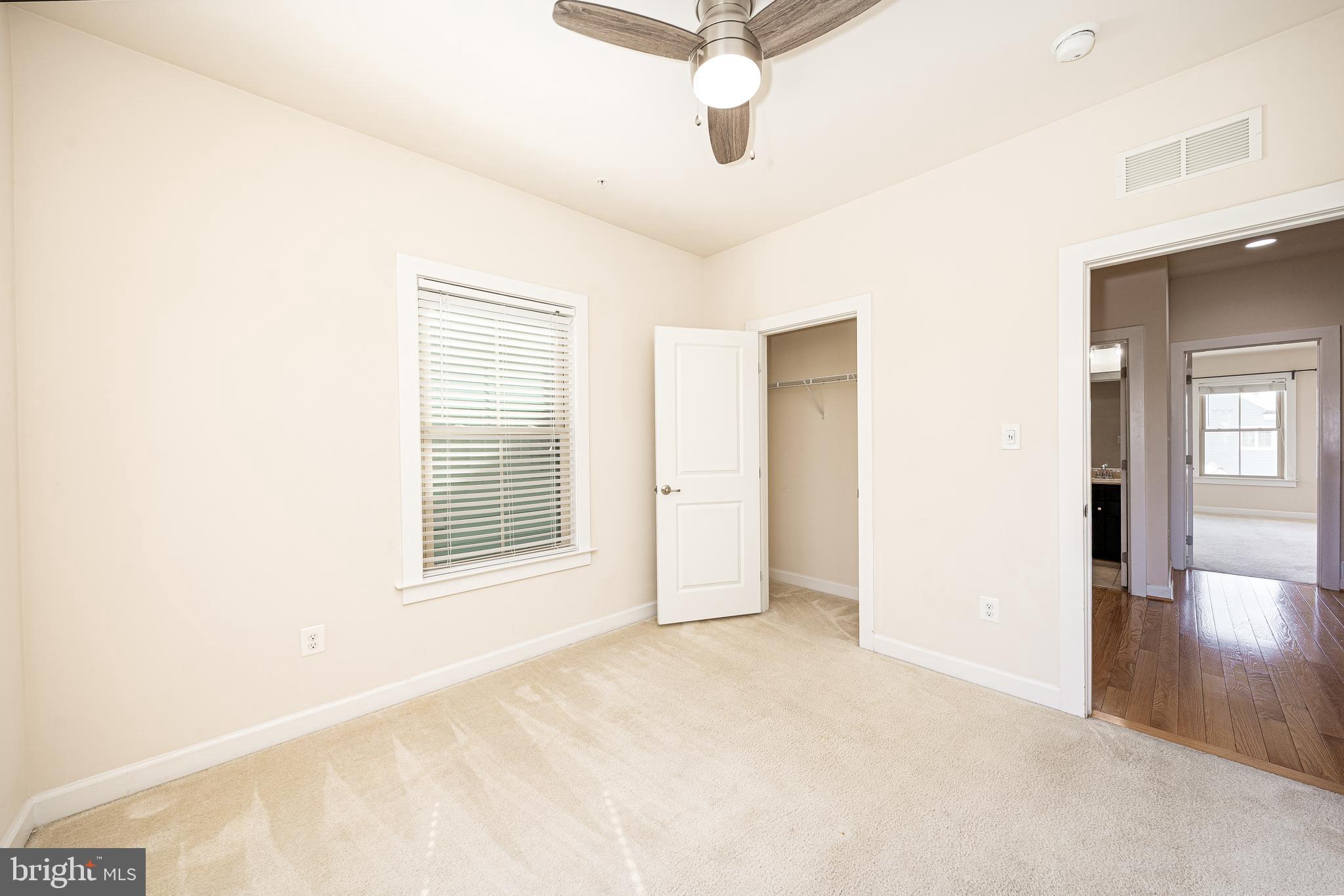 VILLAGES OF URBANA - Residential Lease