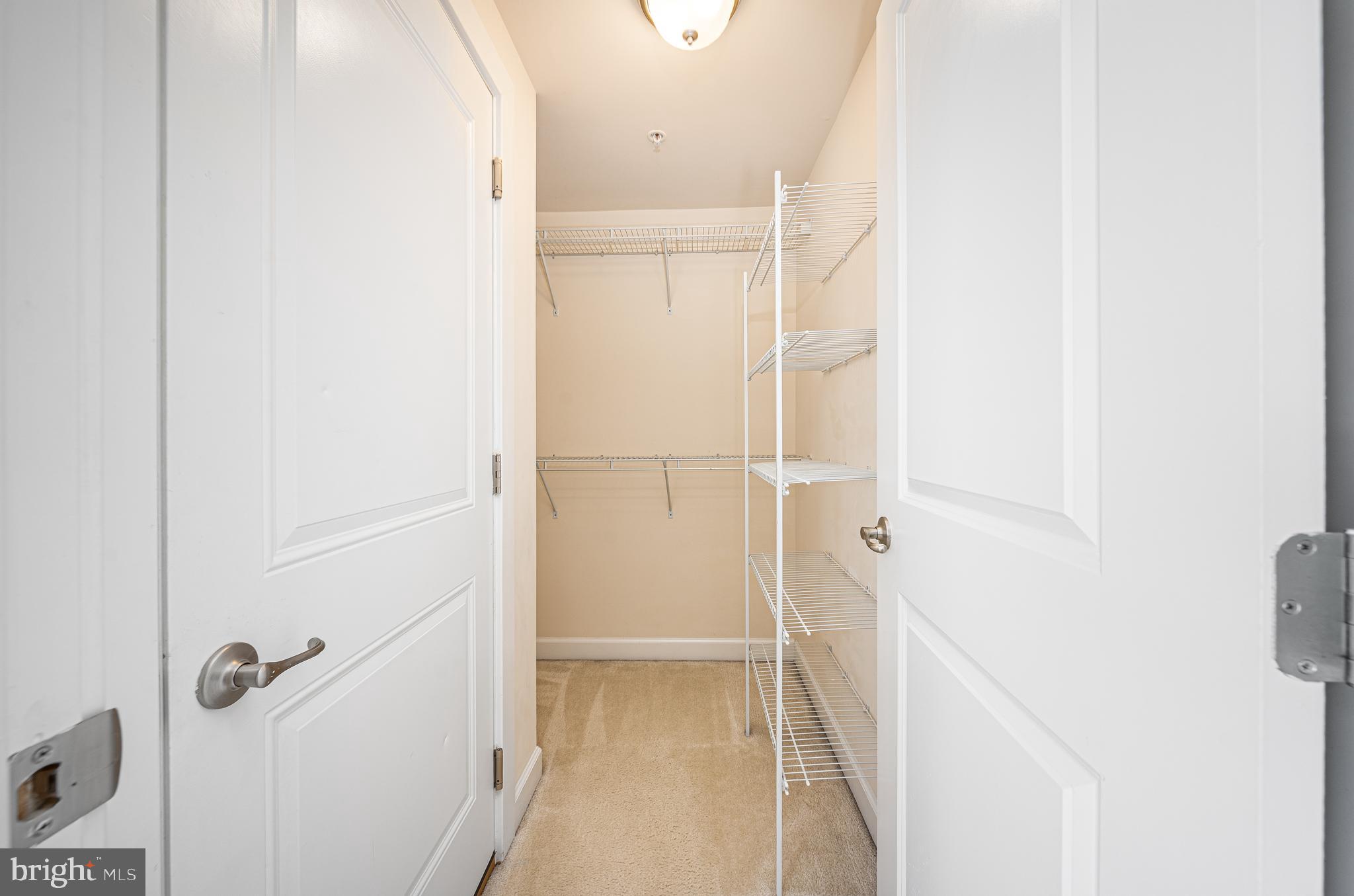 VILLAGES OF URBANA - Residential Lease