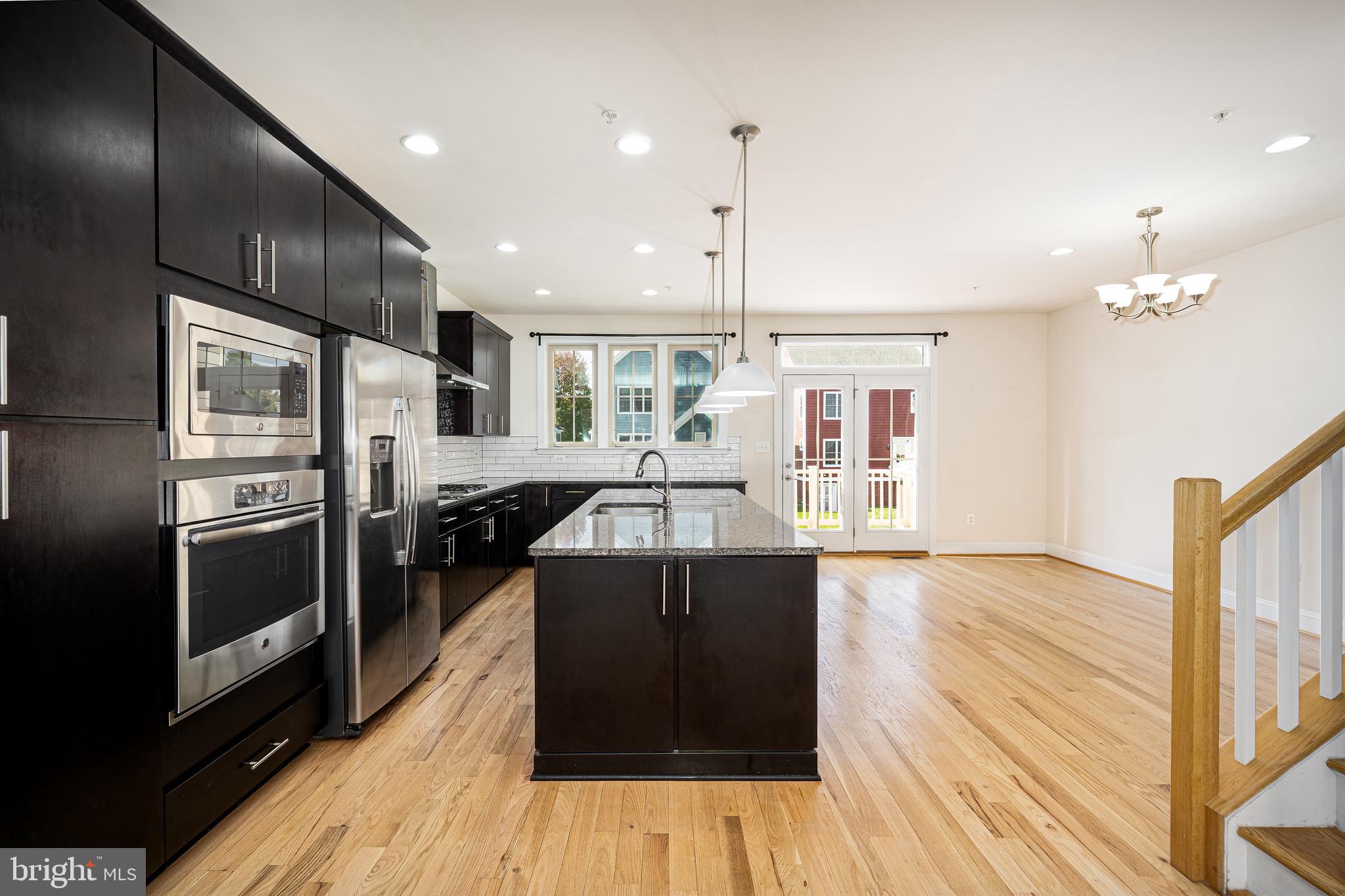 VILLAGES OF URBANA - Residential Lease