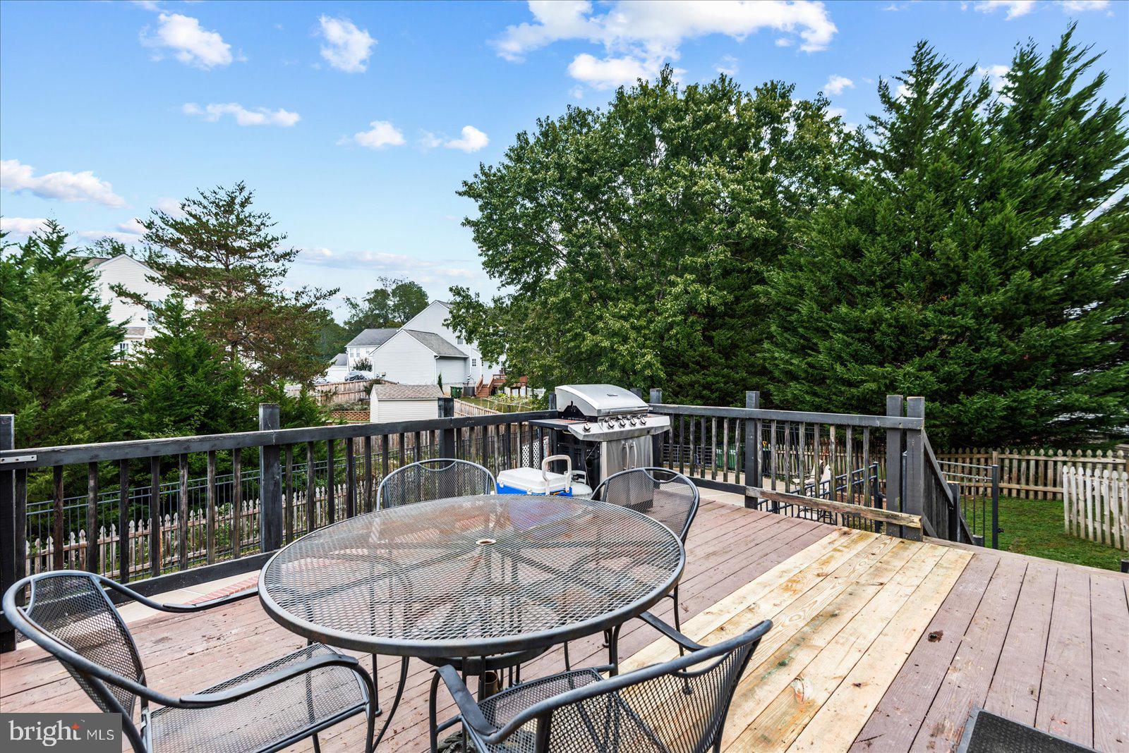 SALEM FIELDS - Residential