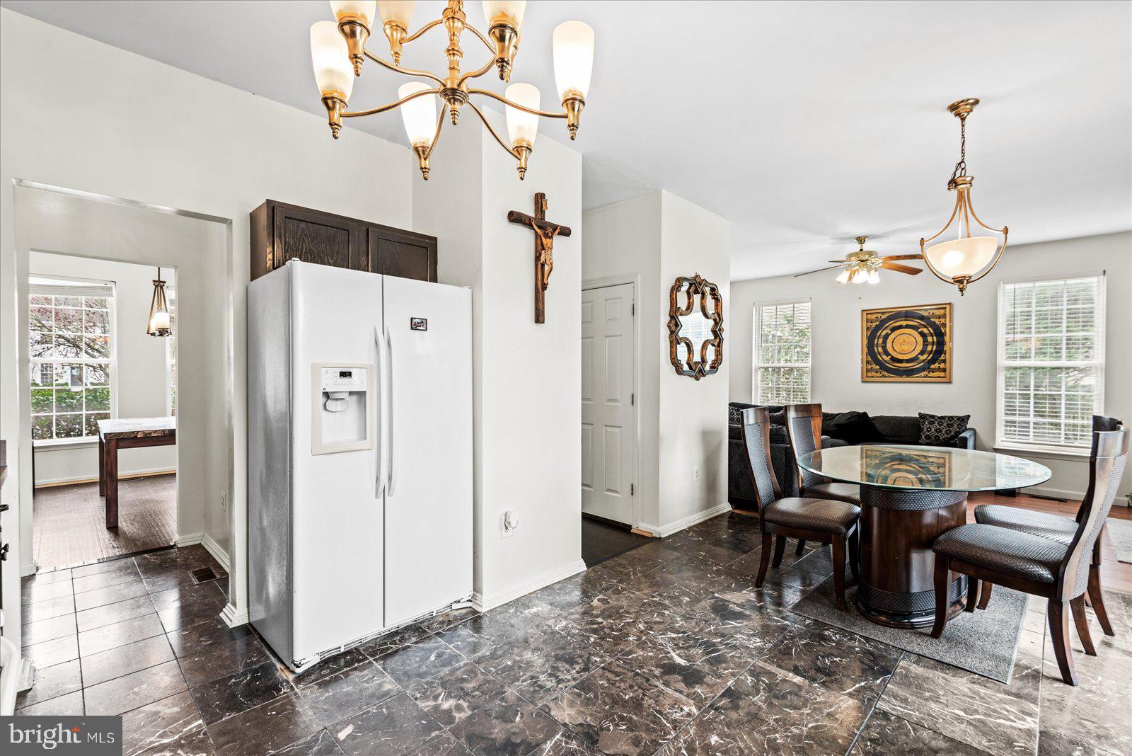 SALEM FIELDS - Residential