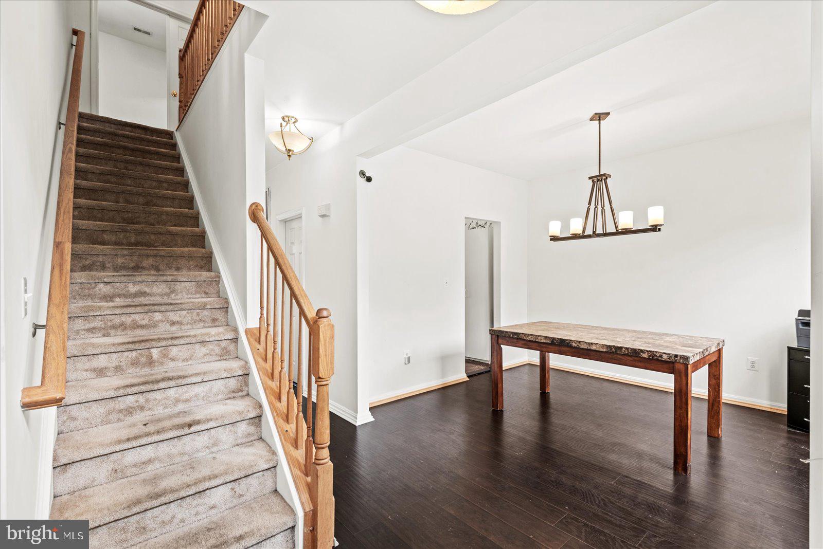 SALEM FIELDS - Residential