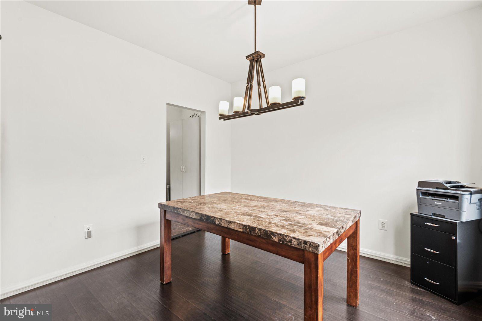 SALEM FIELDS - Residential