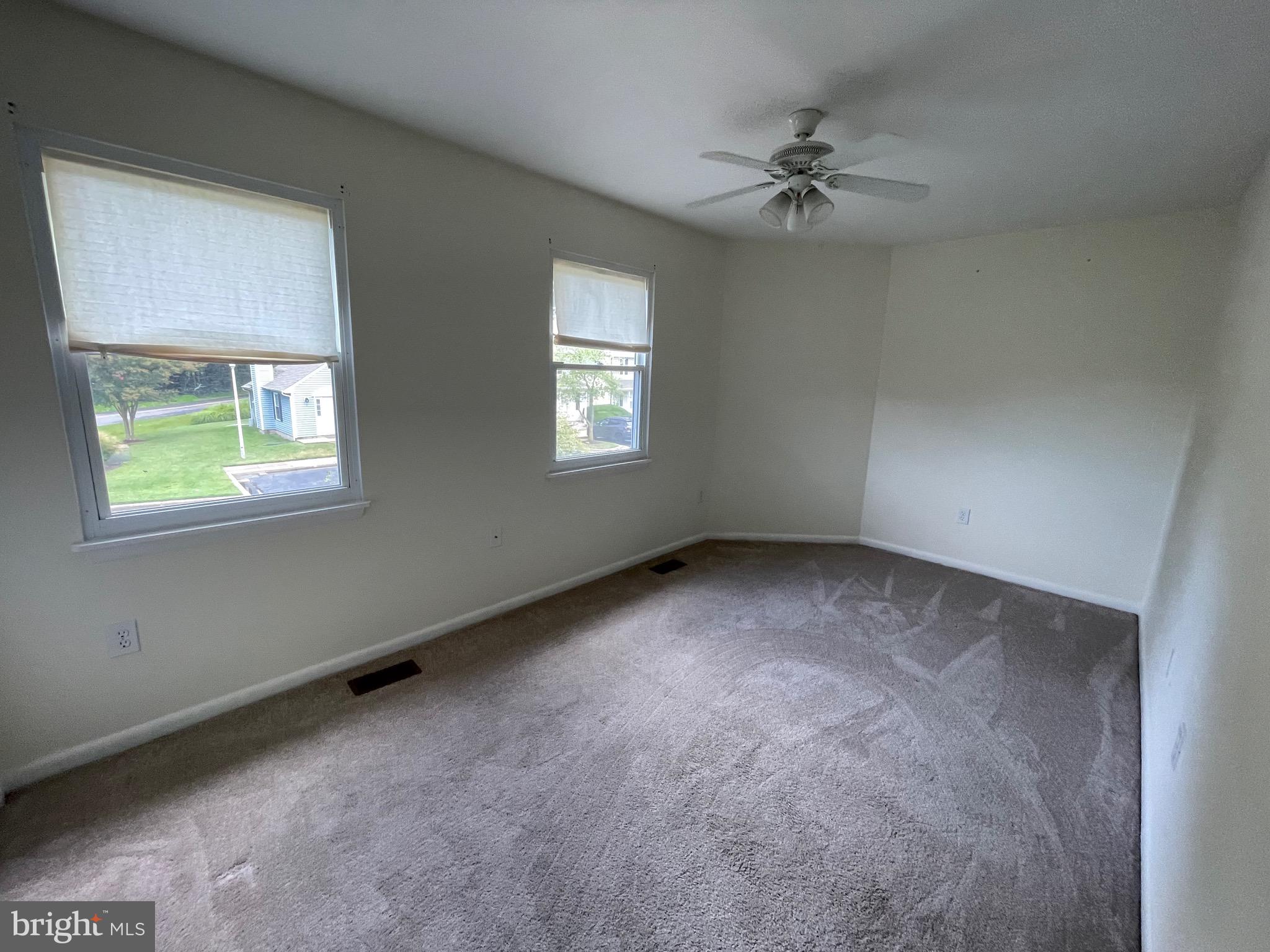 FOX RUN - Residential Lease