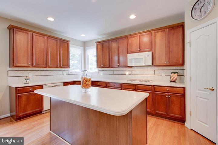 21516 INMAN PARK PLACE