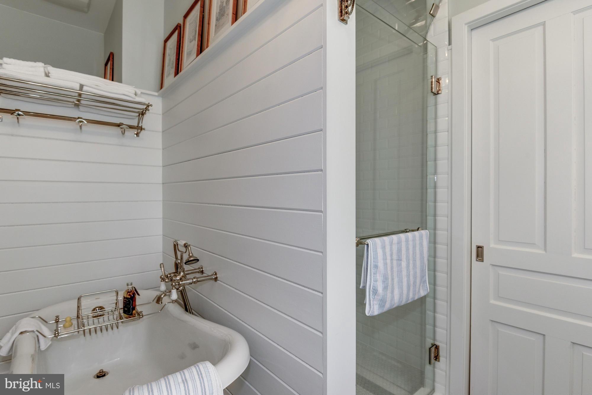 THE GLEBE - Residential