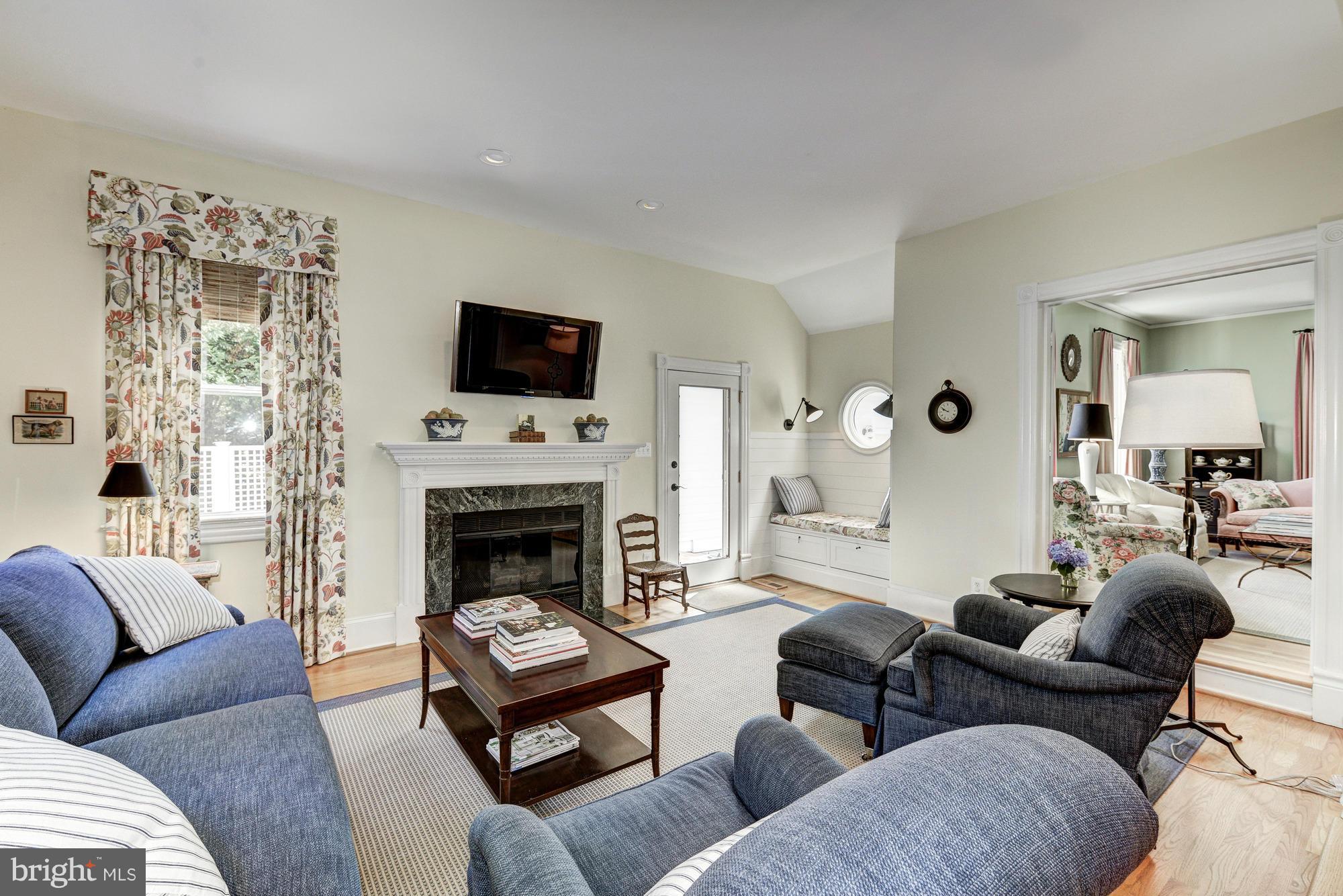 THE GLEBE - Residential