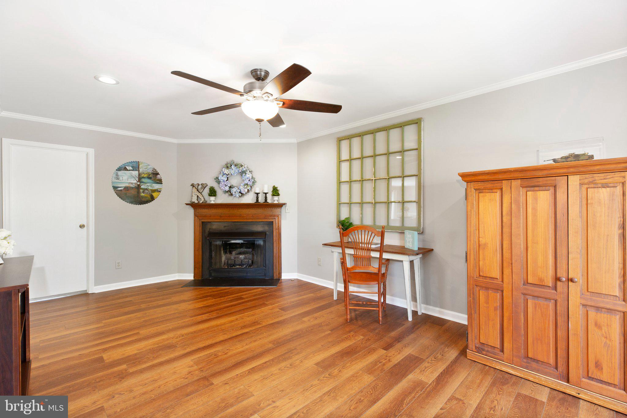 ENCHANTED WOODS - Residential