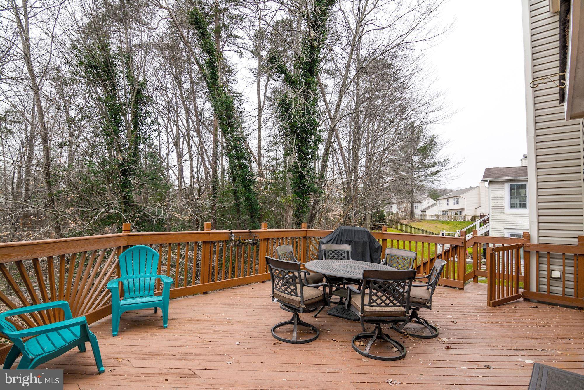 TWIN OAKS - Residential