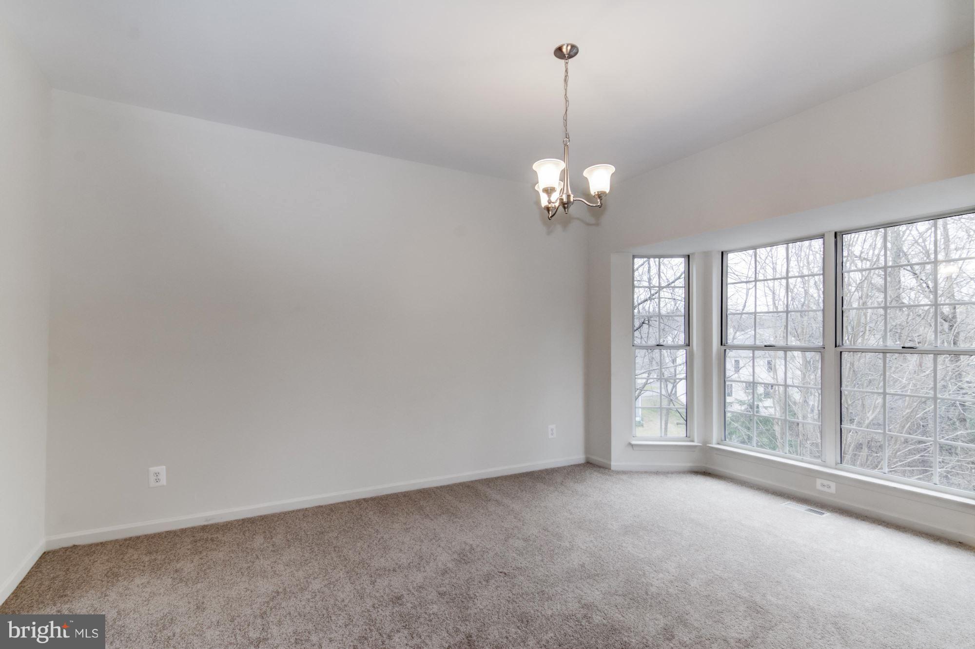 TWIN OAKS - Residential