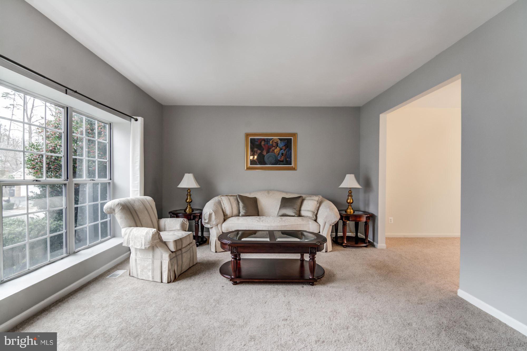 TWIN OAKS - Residential