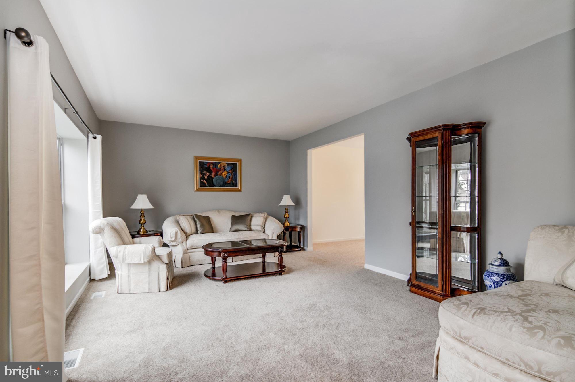 TWIN OAKS - Residential