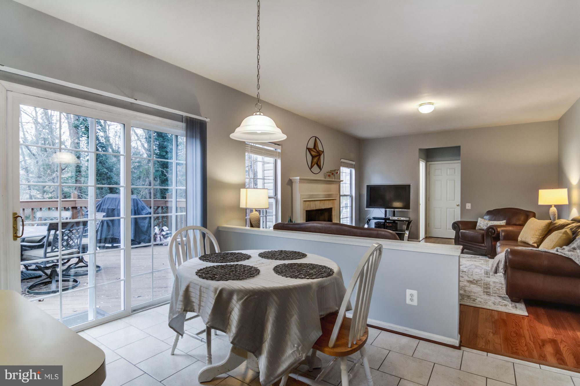 TWIN OAKS - Residential