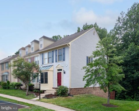 7212 LENSFIELD COURT ALEXANDRIA VA 22315
