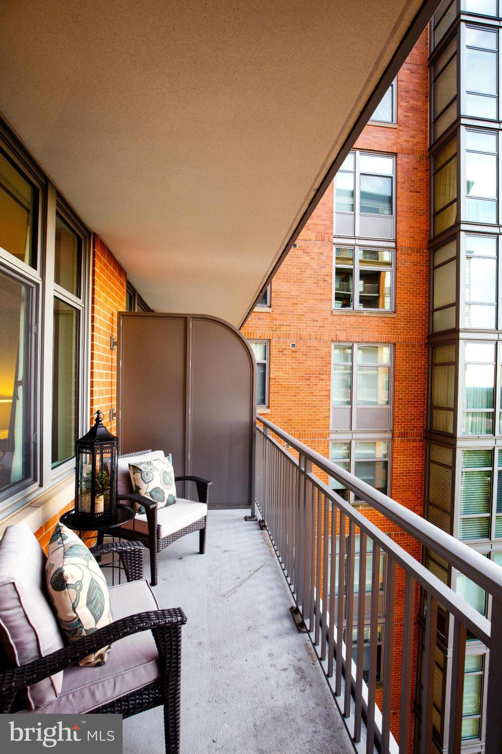 ONE PARK CREST - Residential