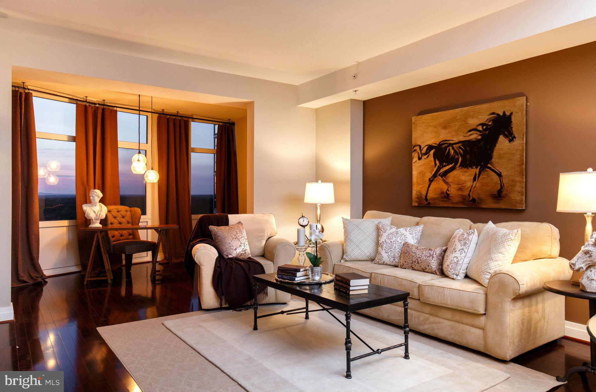 ONE PARK CREST - Residential