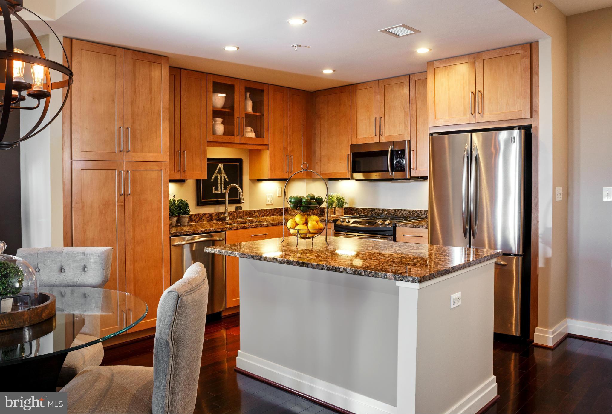 ONE PARK CREST - Residential