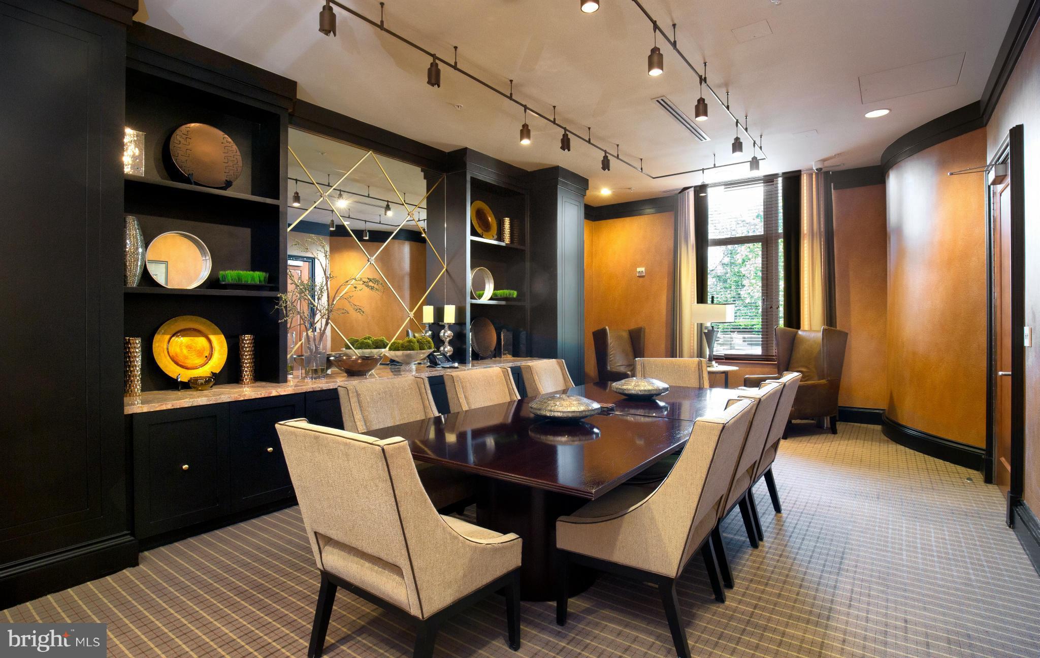 ONE PARK CREST - Residential