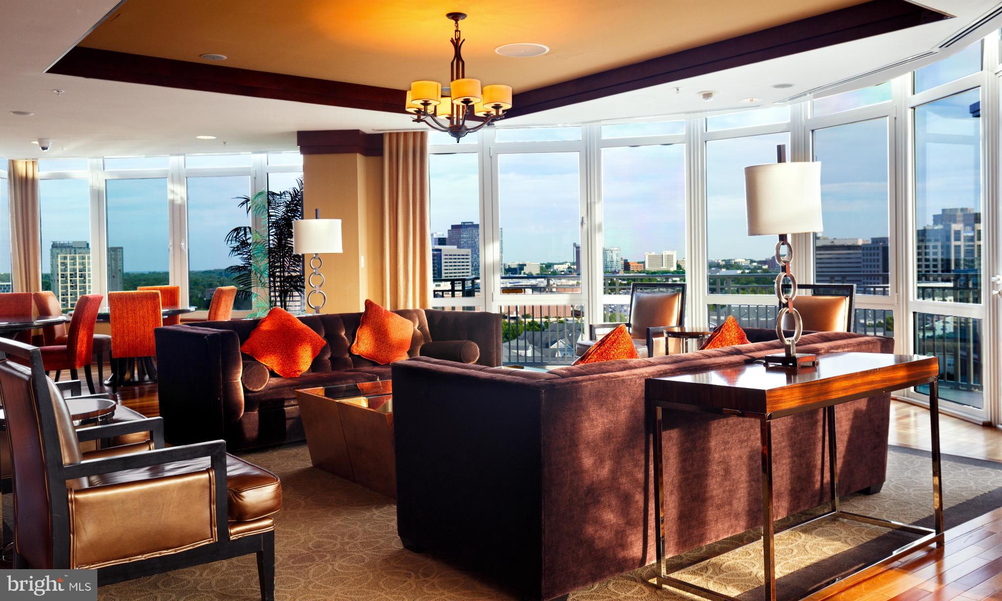 ONE PARK CREST - Residential