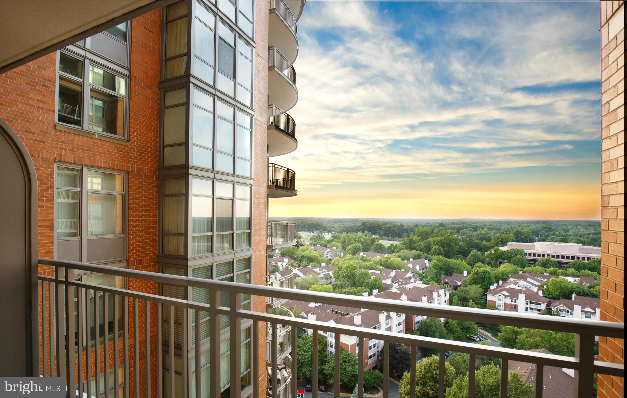 ONE PARK CREST - Residential