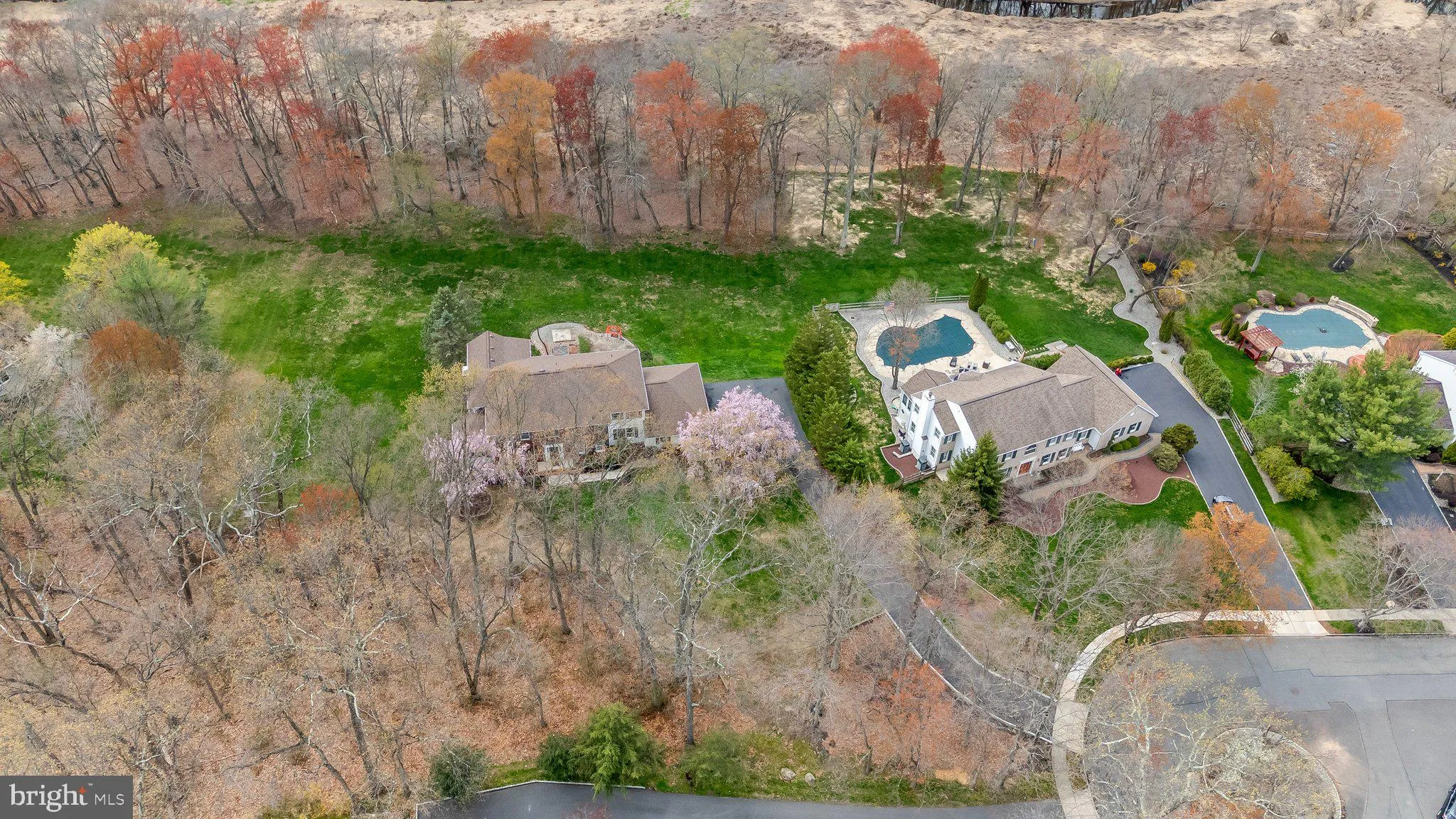 Princeton Junction, New Jersey 08550, United States, 6 Bedrooms Bedrooms, ,4 BathroomsBathrooms,Residential,Pending,110755