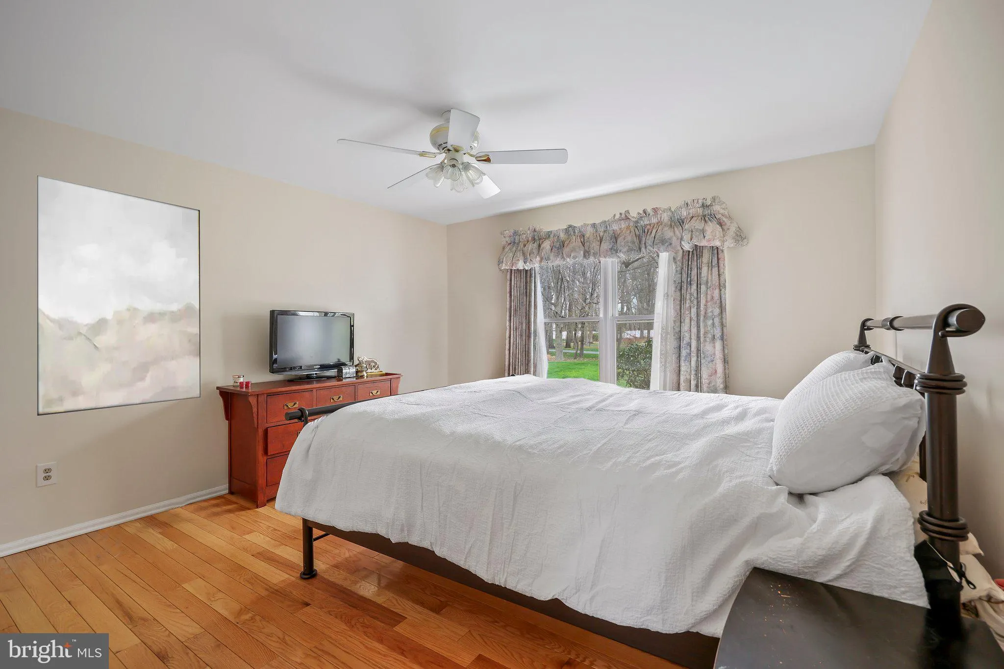 Princeton Junction, New Jersey 08550, United States, 6 Bedrooms Bedrooms, ,4 BathroomsBathrooms,Residential,Pending,110755