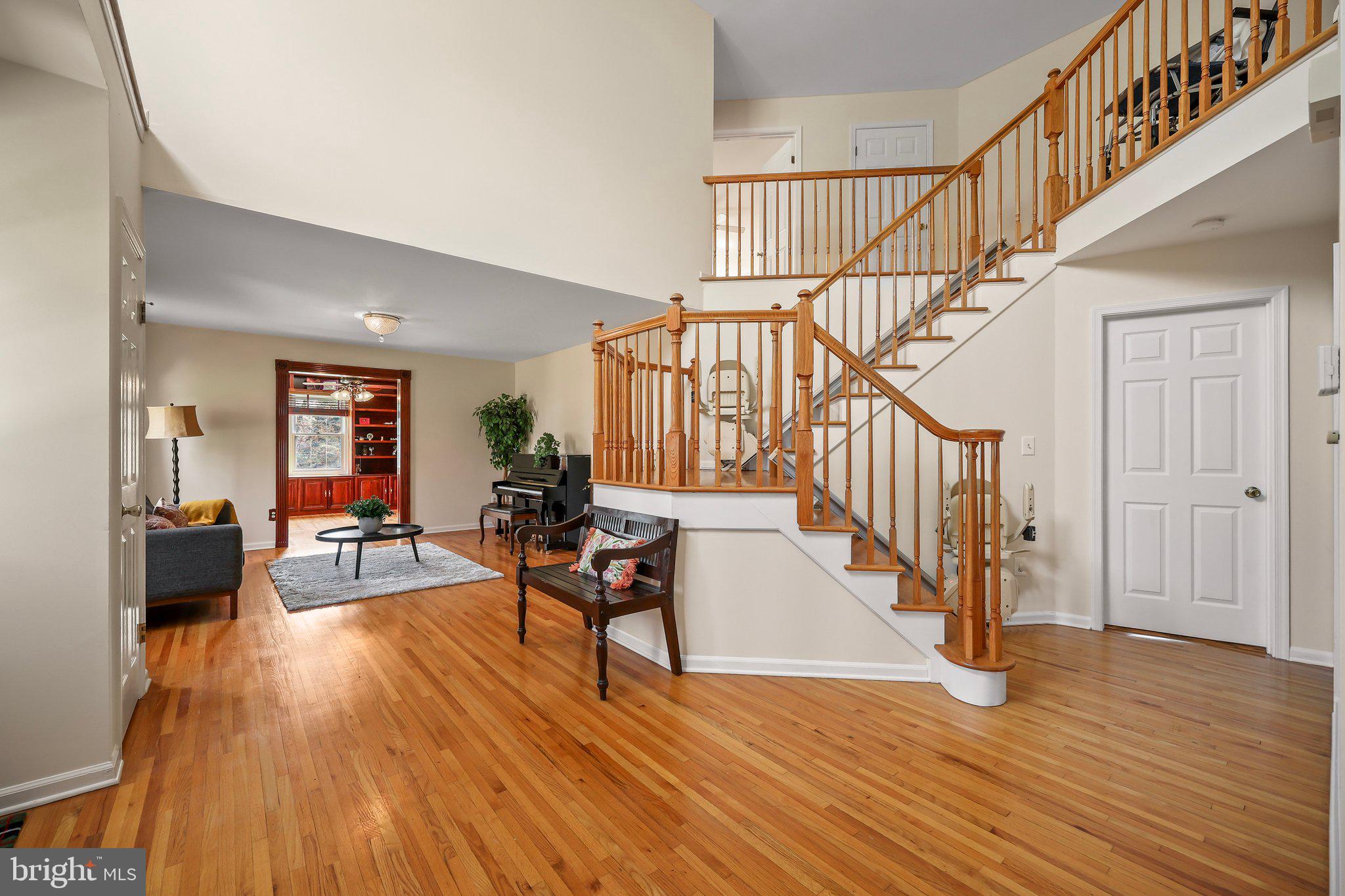12 WOODLAND COURT