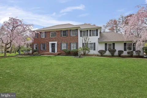 12 Woodland Court, Princeton Junction, NJ MLS: NJME2055858
