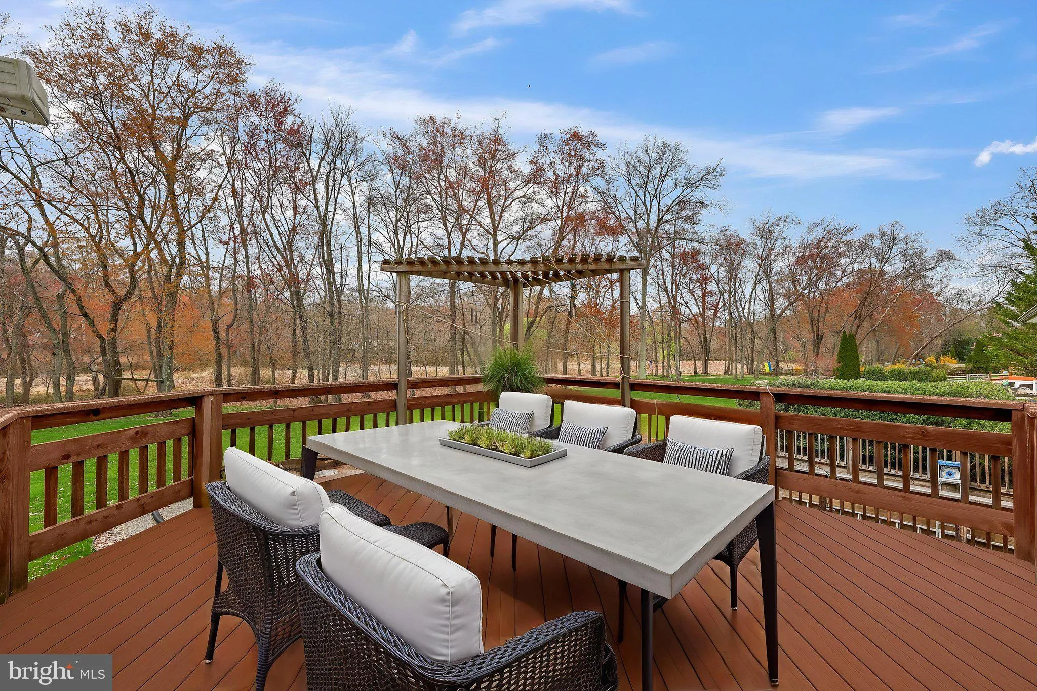 Princeton Junction, New Jersey 08550, United States, 6 Bedrooms Bedrooms, ,4 BathroomsBathrooms,Residential,Pending,110755