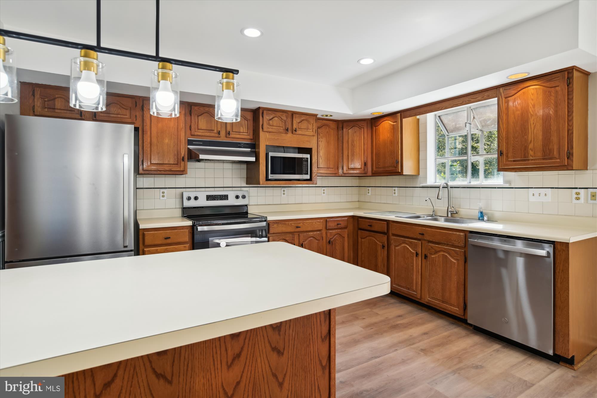 LONDONTOWN - Residential Lease