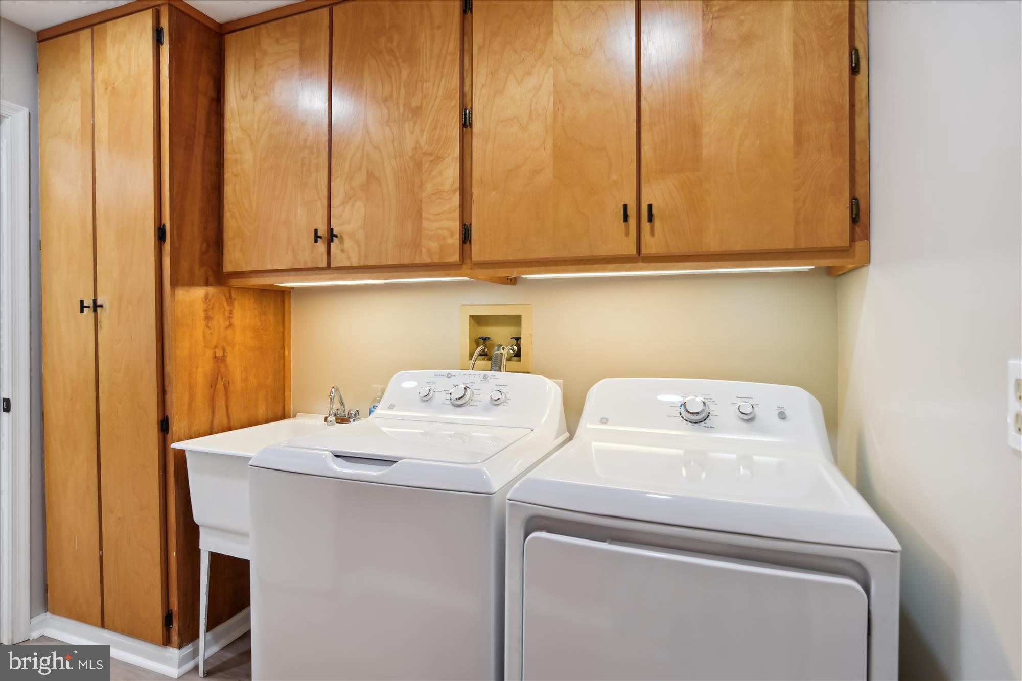 LONDONTOWN - Residential Lease