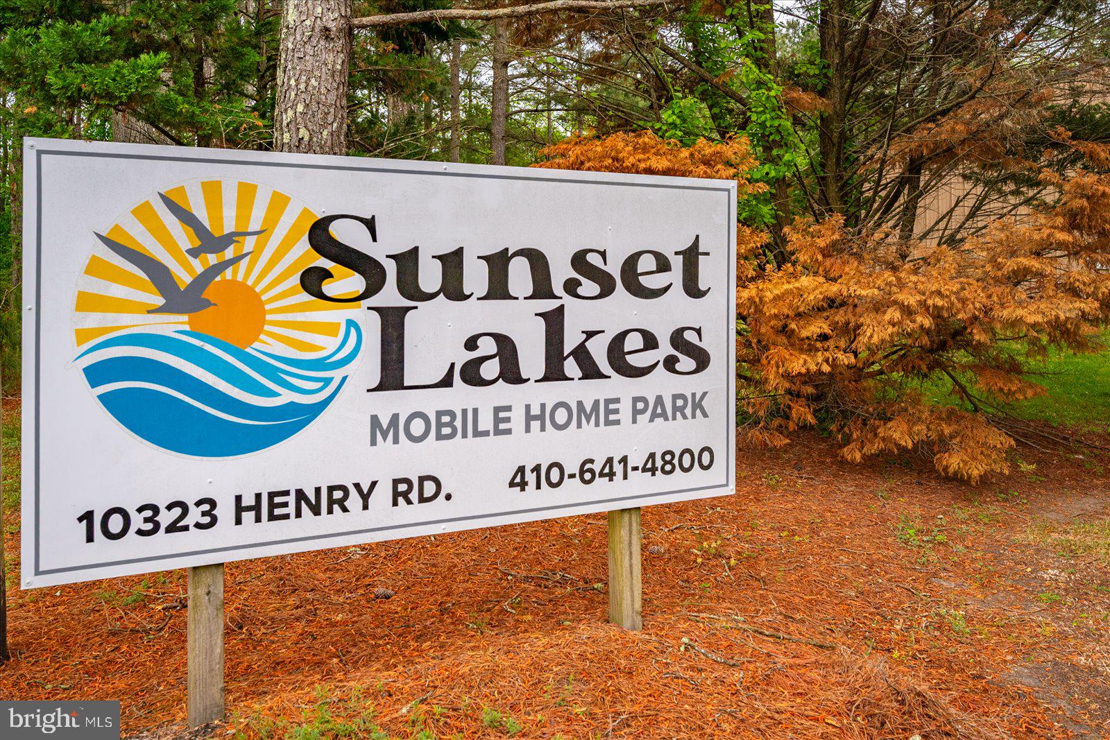 SUNSET LAKE MHP - Residential