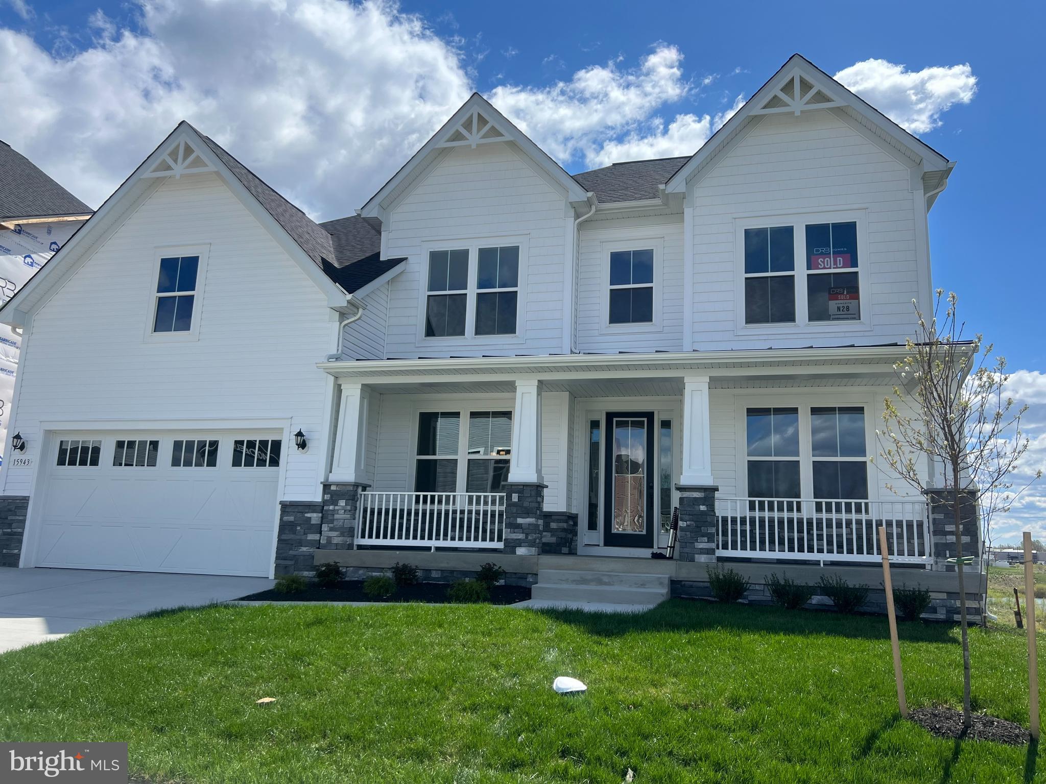 SOUTH LAKE - Residential