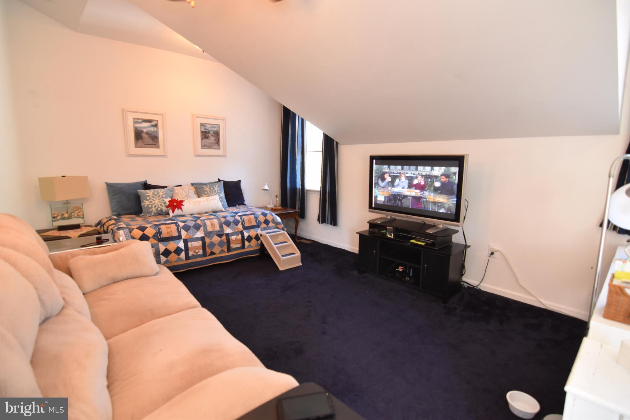 ELIZABETH COMBS - Residential