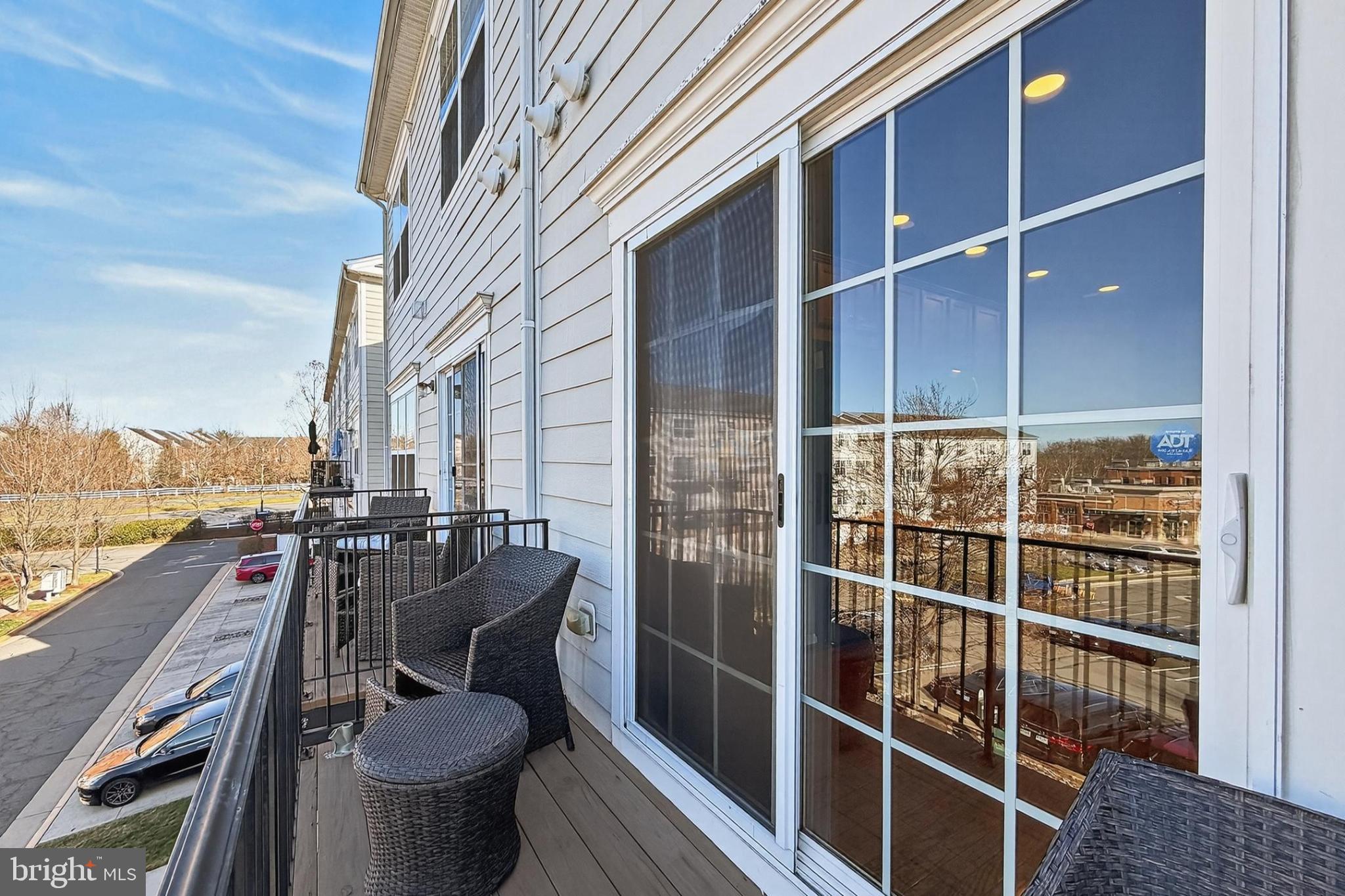 LANSDOWNE TOWN CENTER CONDOS - Residential