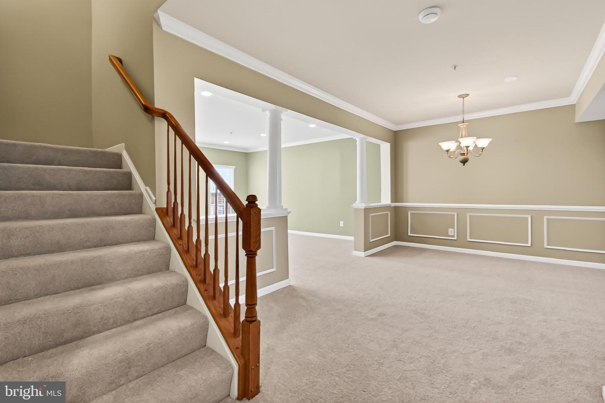 LANSDOWNE TOWN CENTER CONDOS - Residential