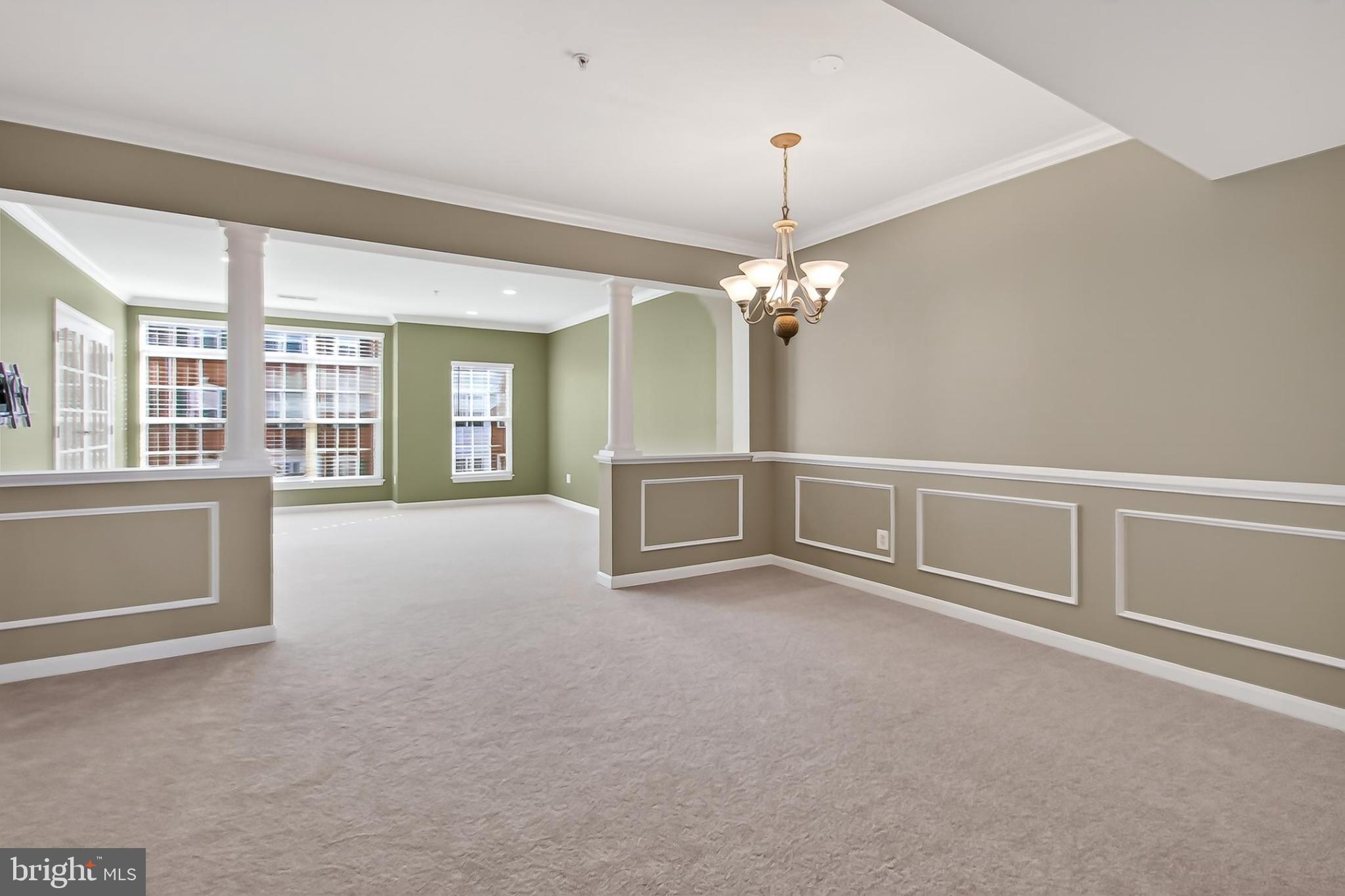 19277 HARLOW SQUARE D-422