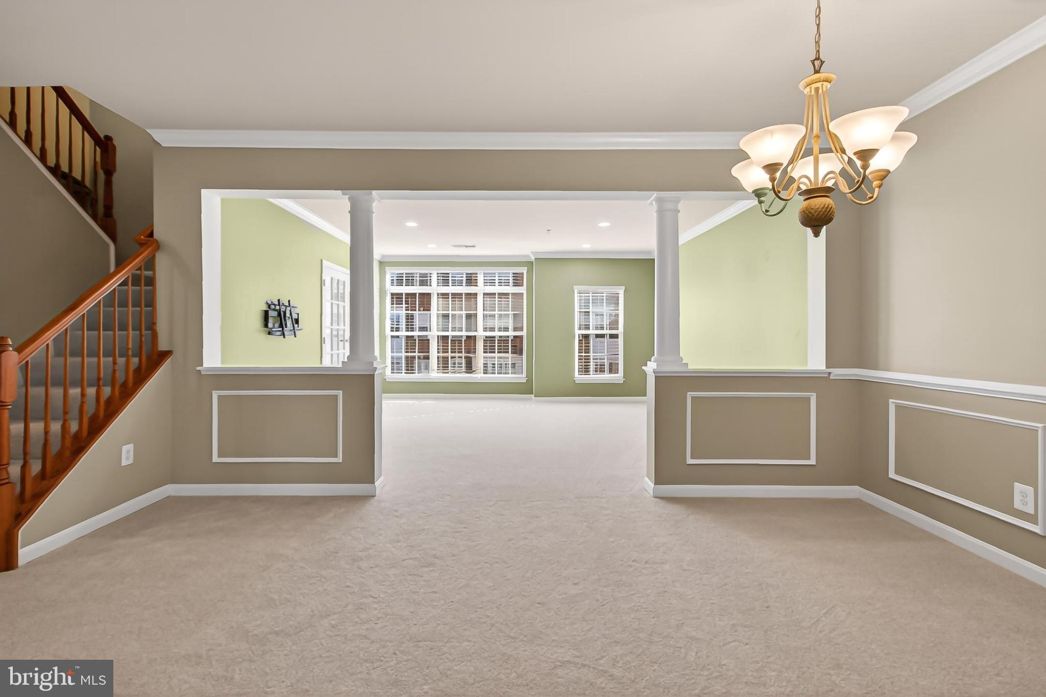 LANSDOWNE TOWN CENTER CONDOS - Residential