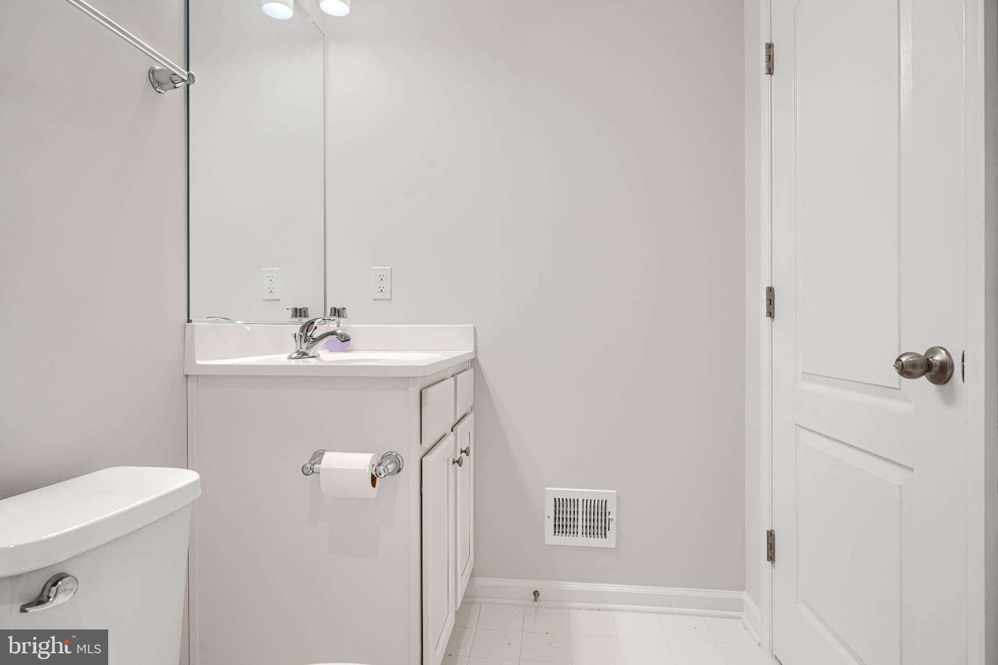 WESTPHALIA - Residential Lease