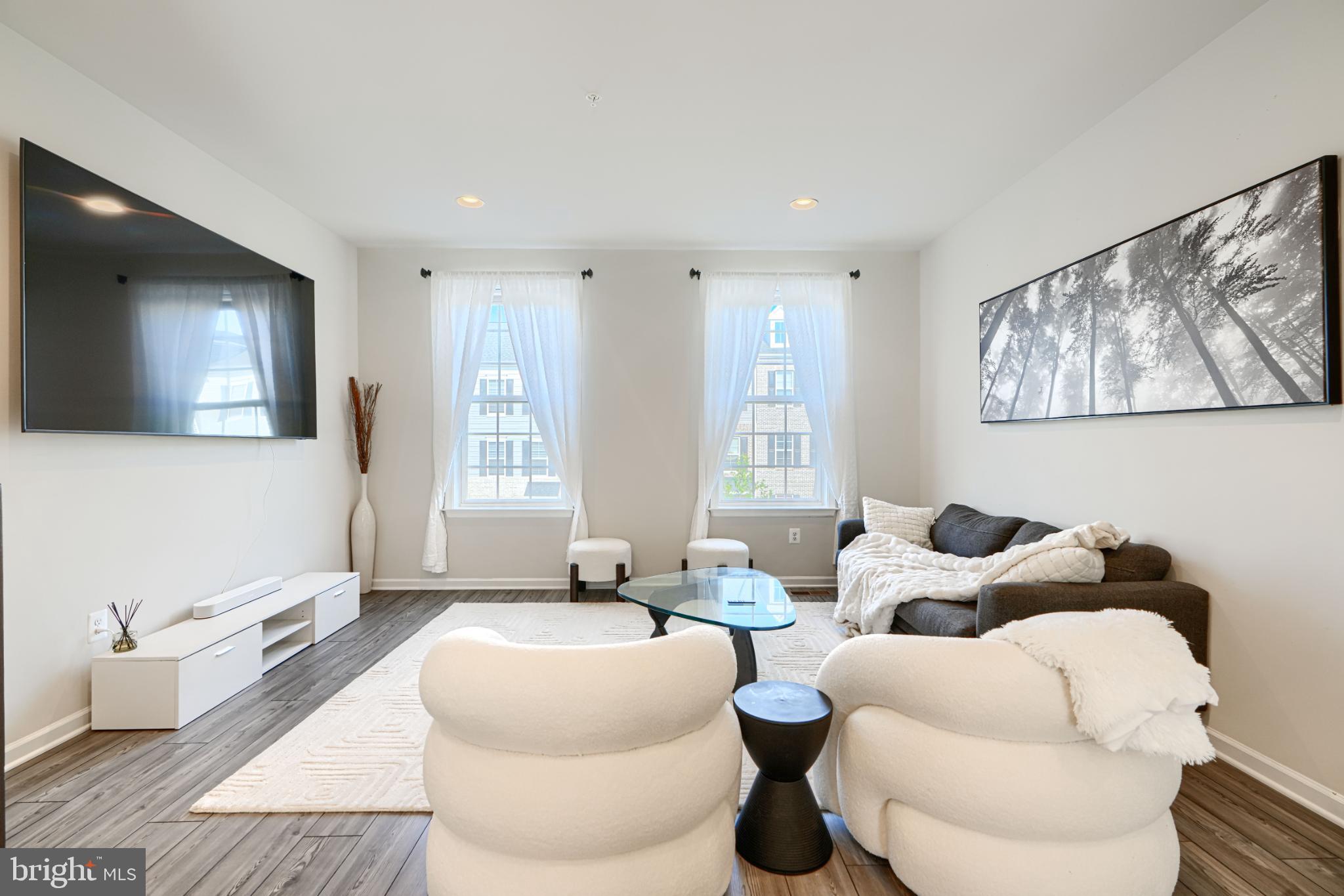 WESTPHALIA - Residential Lease