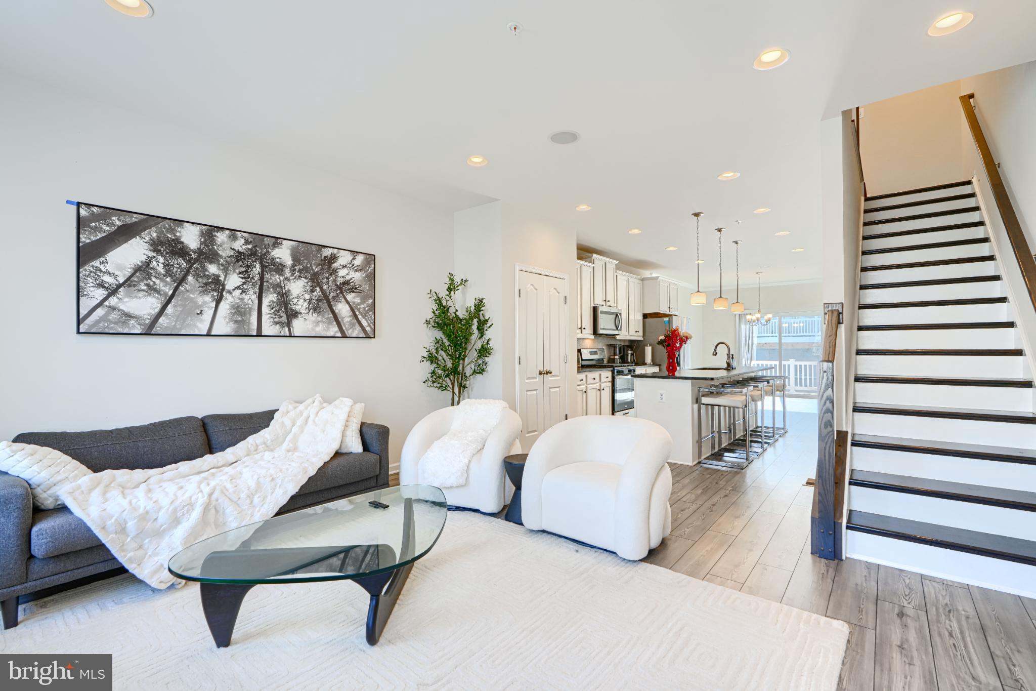 WESTPHALIA - Residential Lease