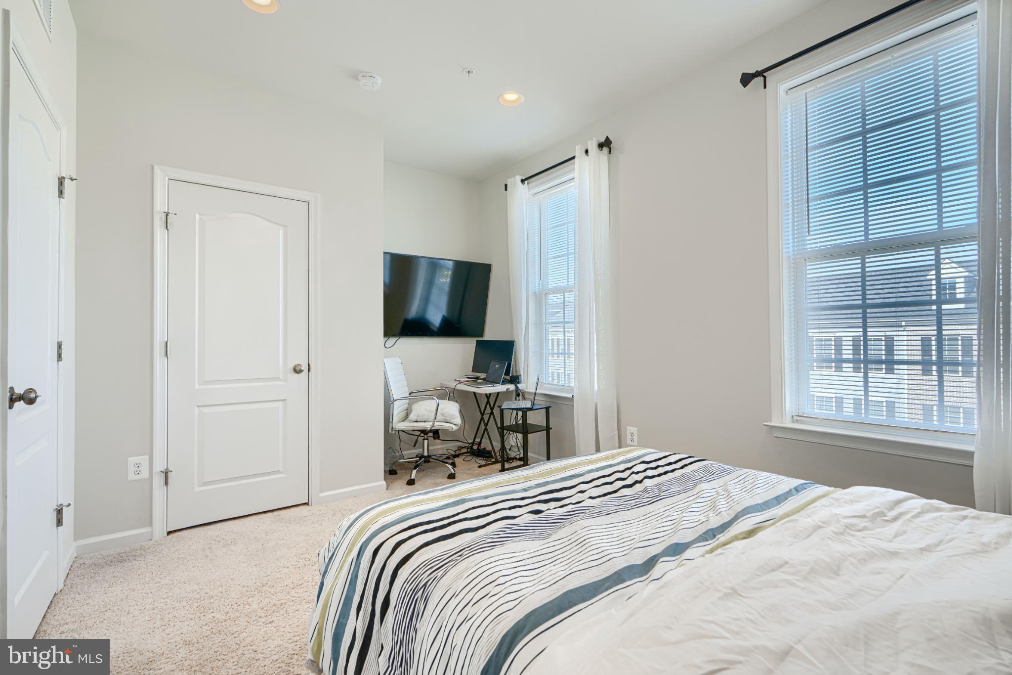 WESTPHALIA - Residential Lease