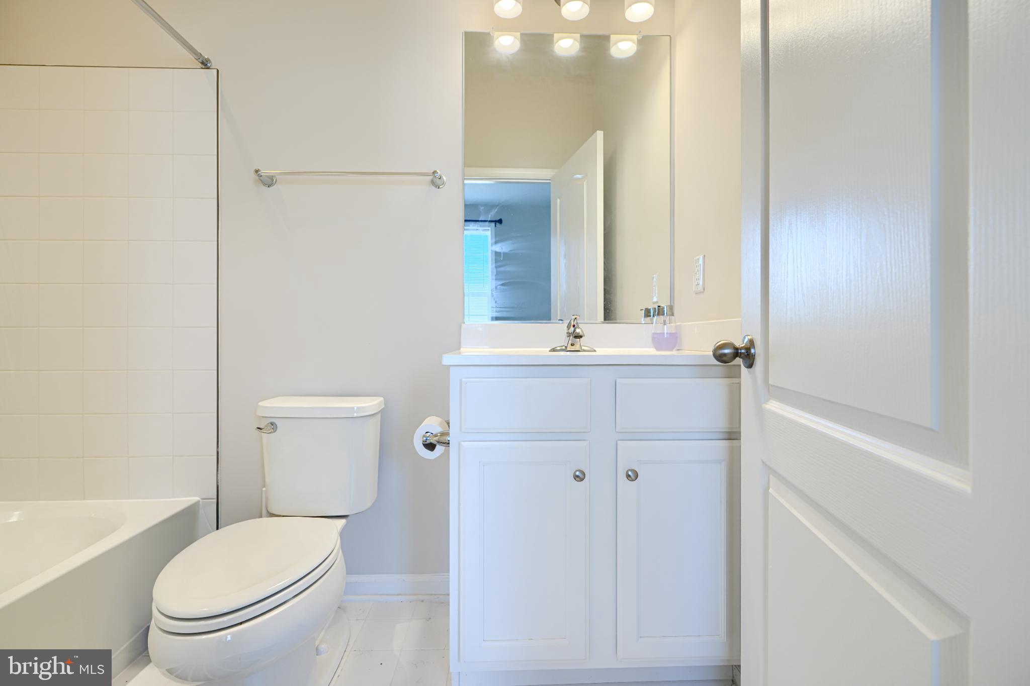 WESTPHALIA - Residential Lease