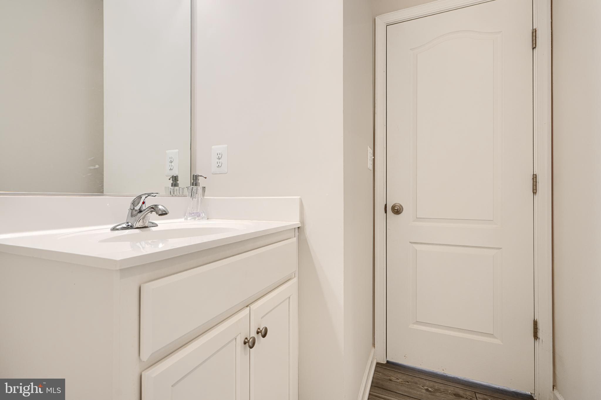 WESTPHALIA - Residential Lease