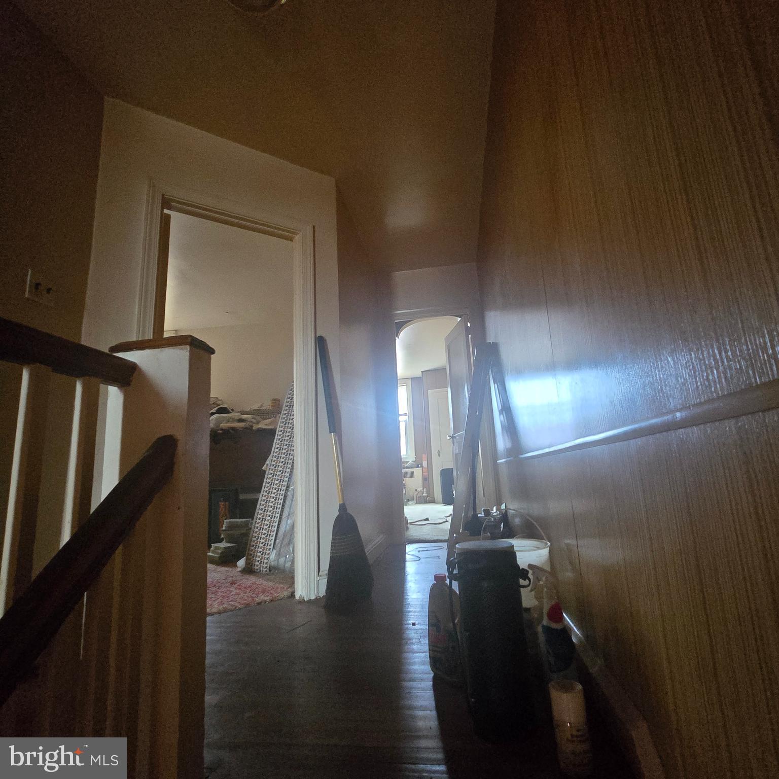 ELMWOOD PARK - Residential