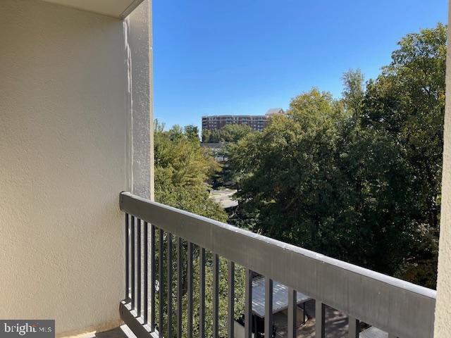 SENTINEL OF LANDMARK - Residential Lease